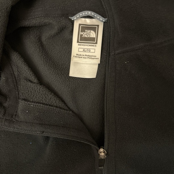 The North Face TKA Glacier 100 Fleece 1/4 Zip XL Jackect Coat Casual Office - Picture 3 of 3